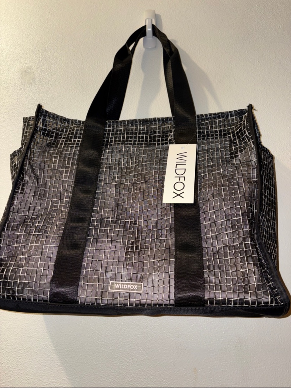 WILDFOX NWT Black and White Mesh Grid Shoulder Tote Bag